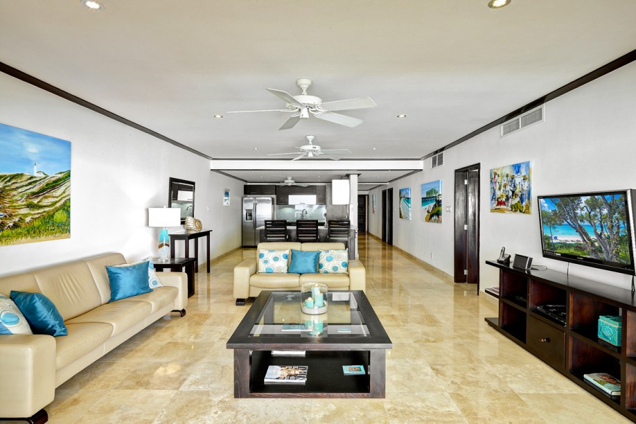 Ruime woonkamer,St.james, Barbados, 6 personen, appartement, huis op Barbados