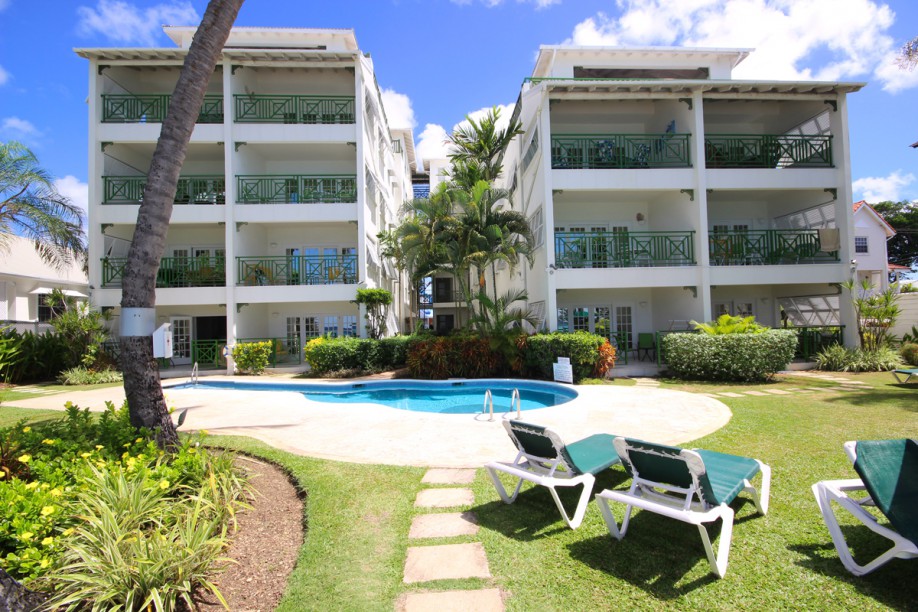 Luxe vakantie in villa Appartement South Coast in Christ church op zuid Barbados. Keuken, 2 slaapkamers 2 badkamers voor 2 tot 4 pers., tegenover het strand, Hotelservices,+31 (0)85 401 0902.