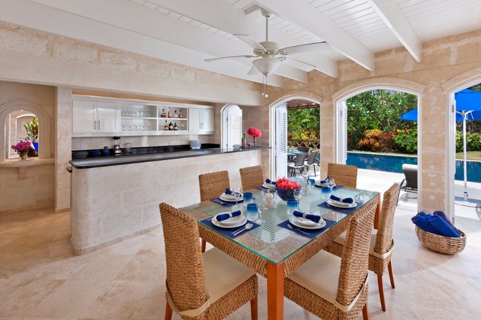 Open keuken en eetgedeelte met uitzicht, villa, Gibbes strand, Barbados, 6 personen