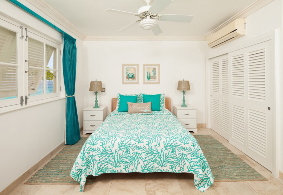 Slaapkamer met airco, 2 personen villa appartement, bij Holetown Barbados