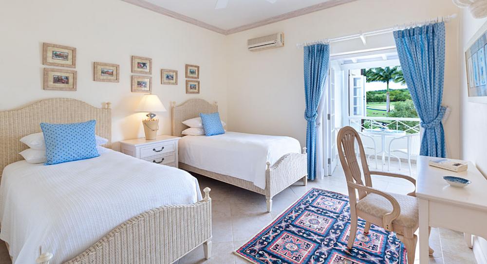 Slaapkamer met twee eenpersoonsbedden, 6 personen, Barbados, golfbanen, golfvilla 