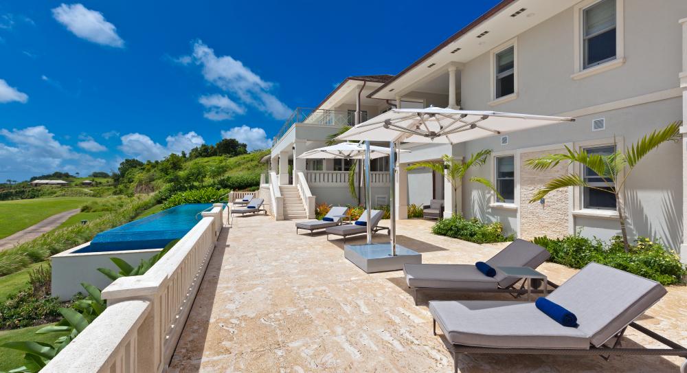 Privé zwembad en ruime terras, 10 personen, Barbados, golf vakantievilla