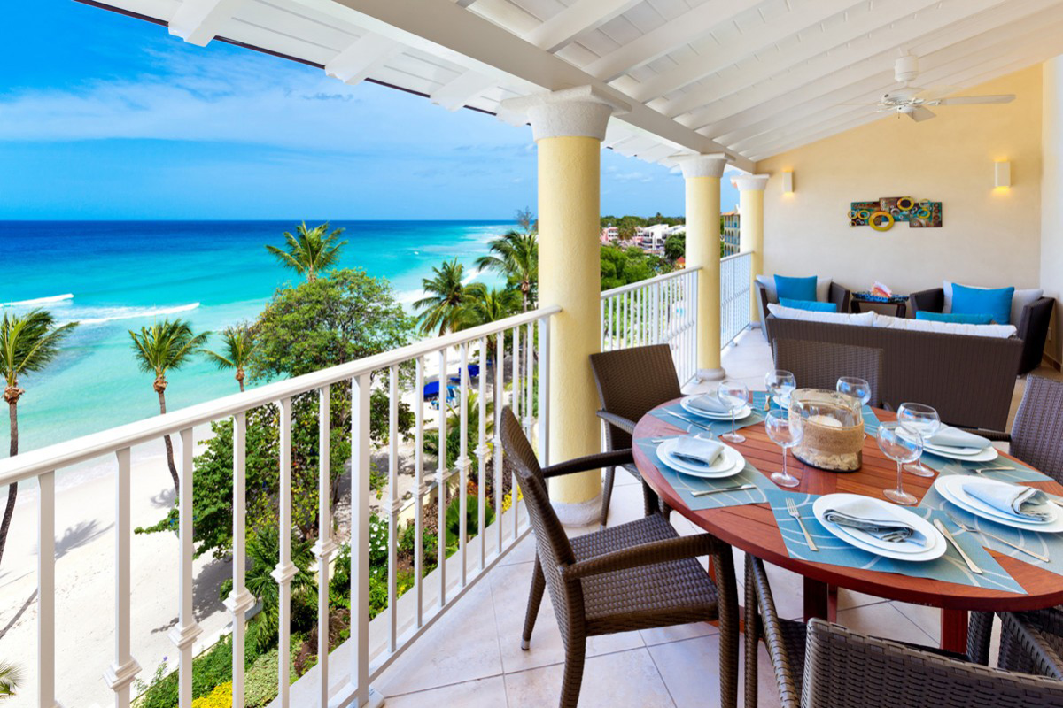 Balkon met prachtig uitzicht op het strand, 6 personen, Barbados, vakantiehuis aan zee, resort
